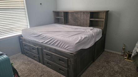 Full bed frame