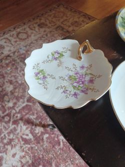 5  Decorative Hanging Plates