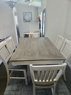 Dining Table with 6 Chairs