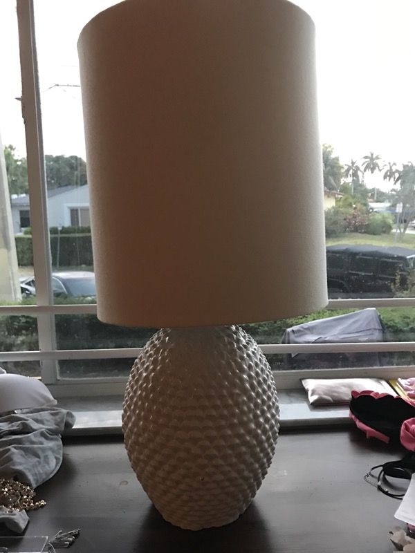 Pineapple lamps... pair