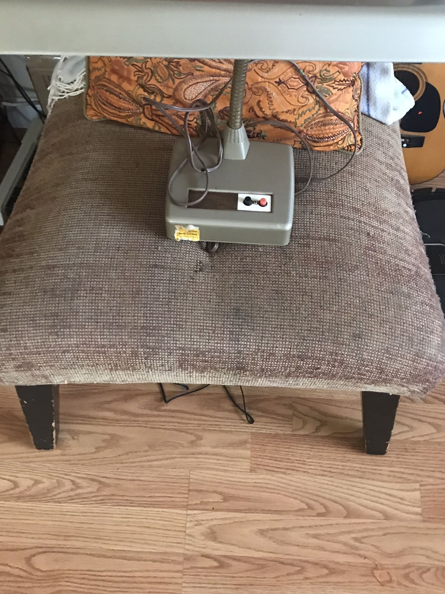 Vintage Underwriters Laboratories Working Gooseneck Table Lamp