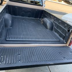 Toyota Tacoma  Bed Liner 