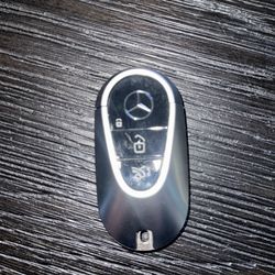 2022 S580 Key