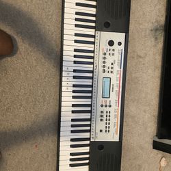 Yamaha Keyboard 