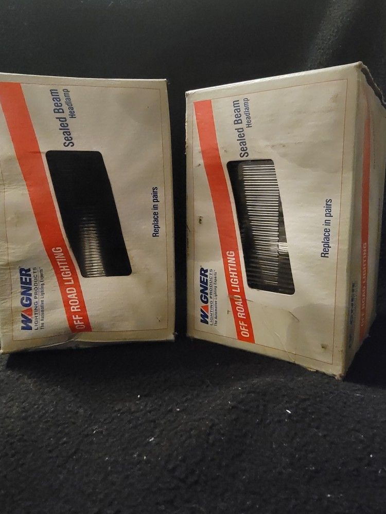 (Lot Of #2) 4921-1 Incandescent Sealed Beams Off Road Wagner Lighting 4921-1