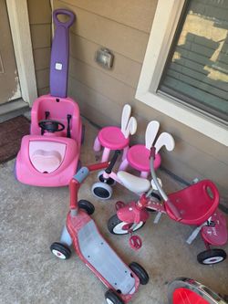 Toddler  toy bundle! All for $30
Clearing out my grandkids toys asking $30 all ! 76179 pick up