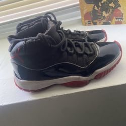 Jordan 11s Bred - Men’s Size 9