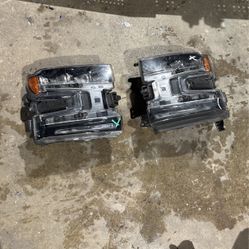 2020 Chevy Silverado HeadLights