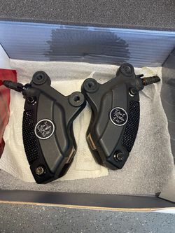 Harley Davidson break calipers