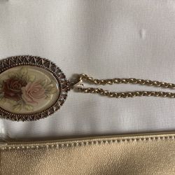 Flower Pendant Necklace