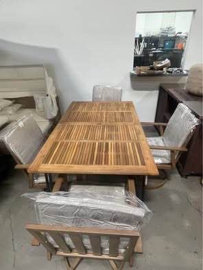 Assembled New 5 PCs Patio Acacia Wood Top Dining Table Set with 4 Outdoor Swivel Metal Chairs