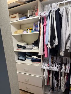 Closet system