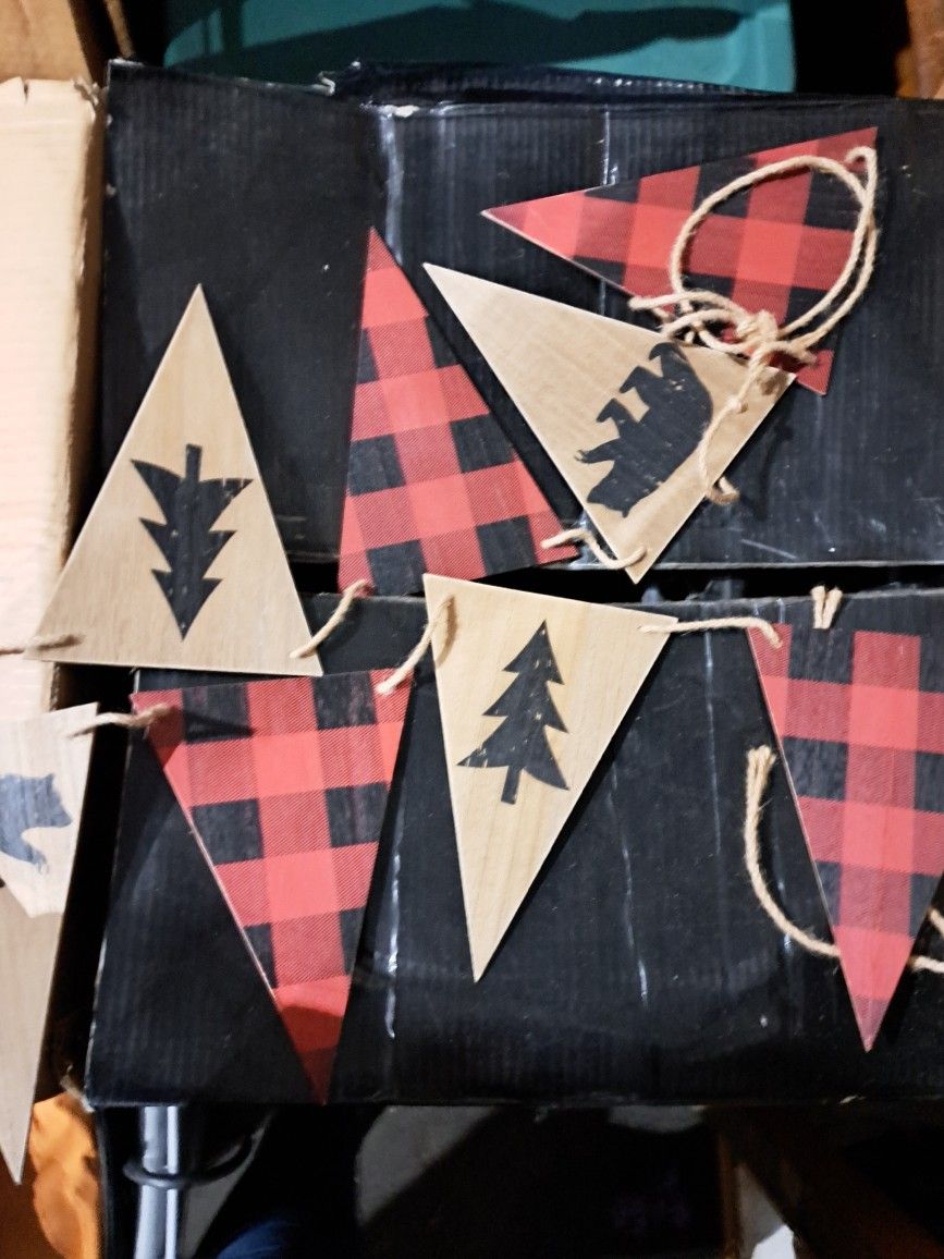 Outdoor Themed Garland