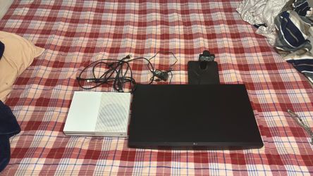 Xbox and gaming monitor