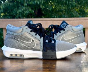 Nike Lebron Witness 8 Size 11