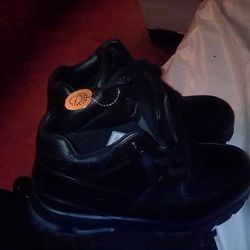 Acg Boot Brand New Size 9 In Boys