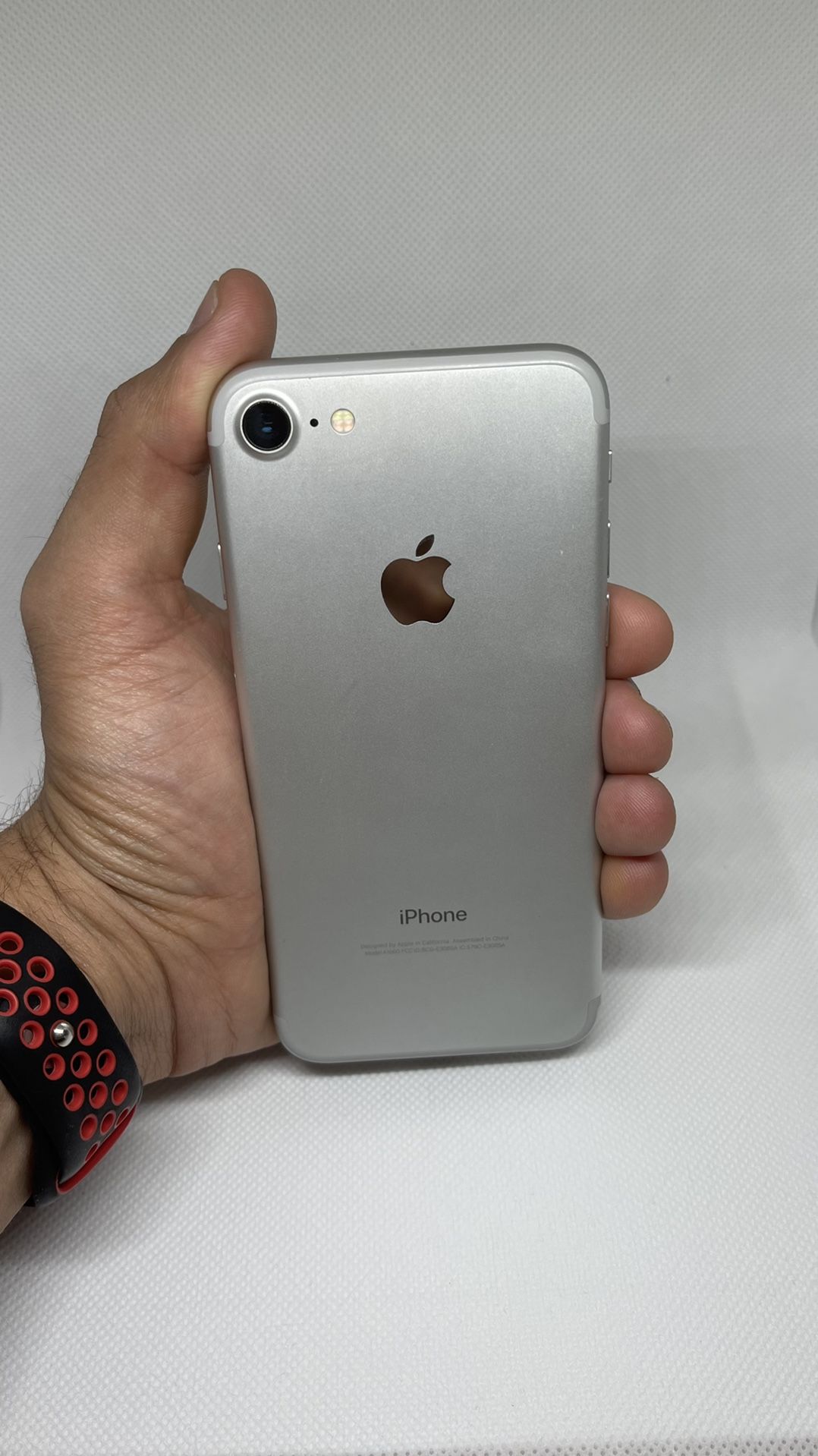 IPhone 7 32gb GOLD(UNLOCKED) 