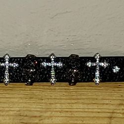 Super Cool Skull And Cross Vintage Bracelet! Excellent Condition! Snap Closure! 