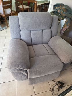 Recliner - electrical powered