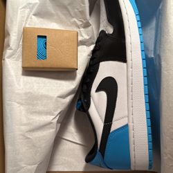 Jordan 1 Low Powder Blue Size 11