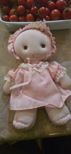 Vintage kamar doll