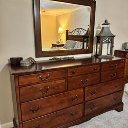 King Bedroom Set- 6 Piece Solid Wood