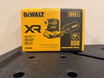 DeWalt XR 20V 1/4 Sheet Variable Speed Sander
