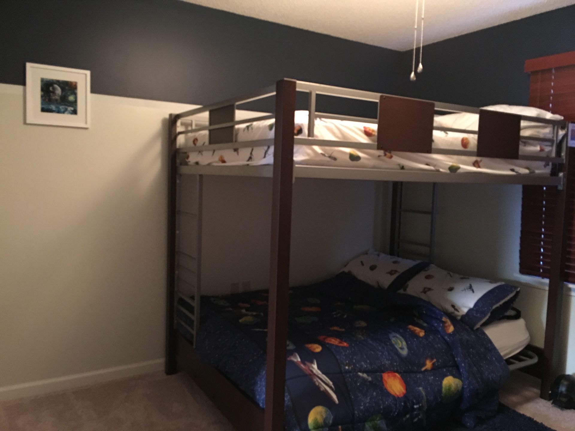 Full size convertable bunk bed