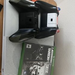 Xbox One S 500 GB With Controllers And R6