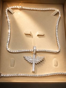 Moissanite tennis chain