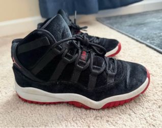 Jordan 11 Bred Velvet Little Kids Size , 2Y Youth 2024 HF7807-061