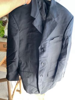 $5 Man suit Jacket like New gray color in min condition size probably M