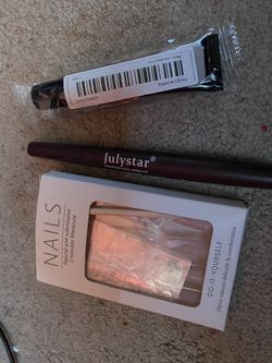 Nails/nail Glue/lipstick 