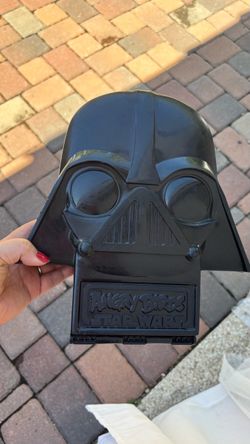 Star wars x Angry Birds black plastic darth vader holder