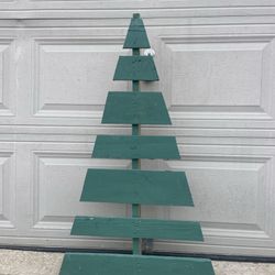 🎄Pallet Christmas Trees-Painted🎄