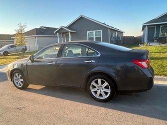 Lexus E