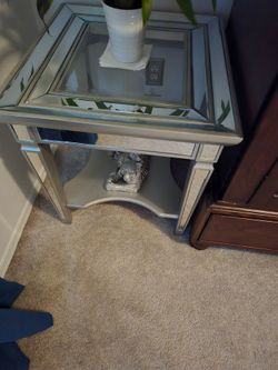 Mirrored Silver End Table with Shelf