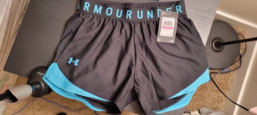 Under Armour Womens shorts