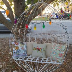 Vintage Iron Peacock Swing