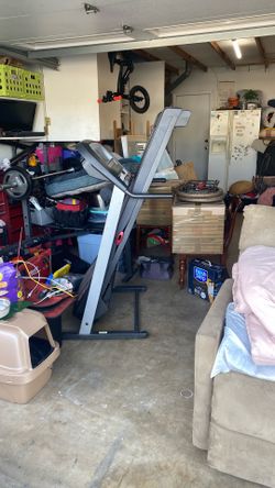 FREE TREADMILL WITH INCLINE Works 100%