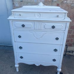 Vintage White Wood Dresser Chest Of Drawers 