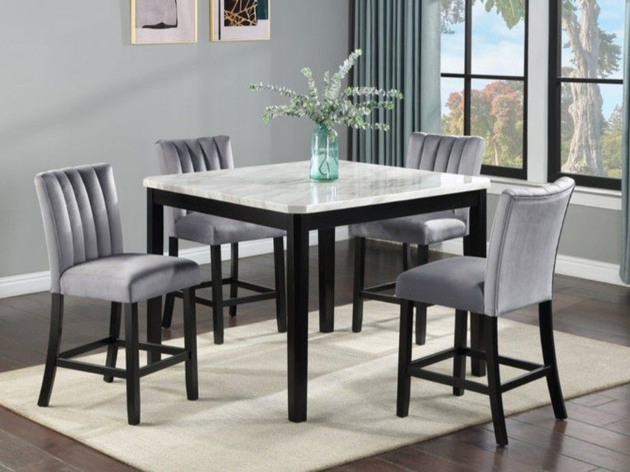 ✅️✅️5pc Black / Gray Square Counter Height dining Set (Bench not included)✅️✅️