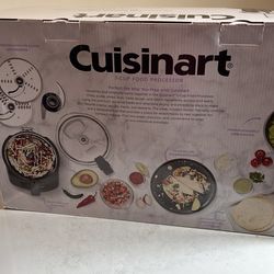 Food pprocessor 7 cup new packed