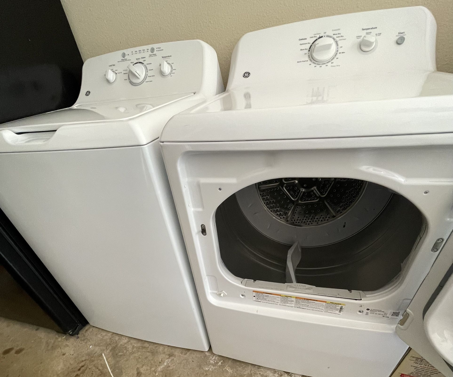 Washers And Dryer 