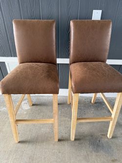 Set of 2 Brown Leather Bar Stools