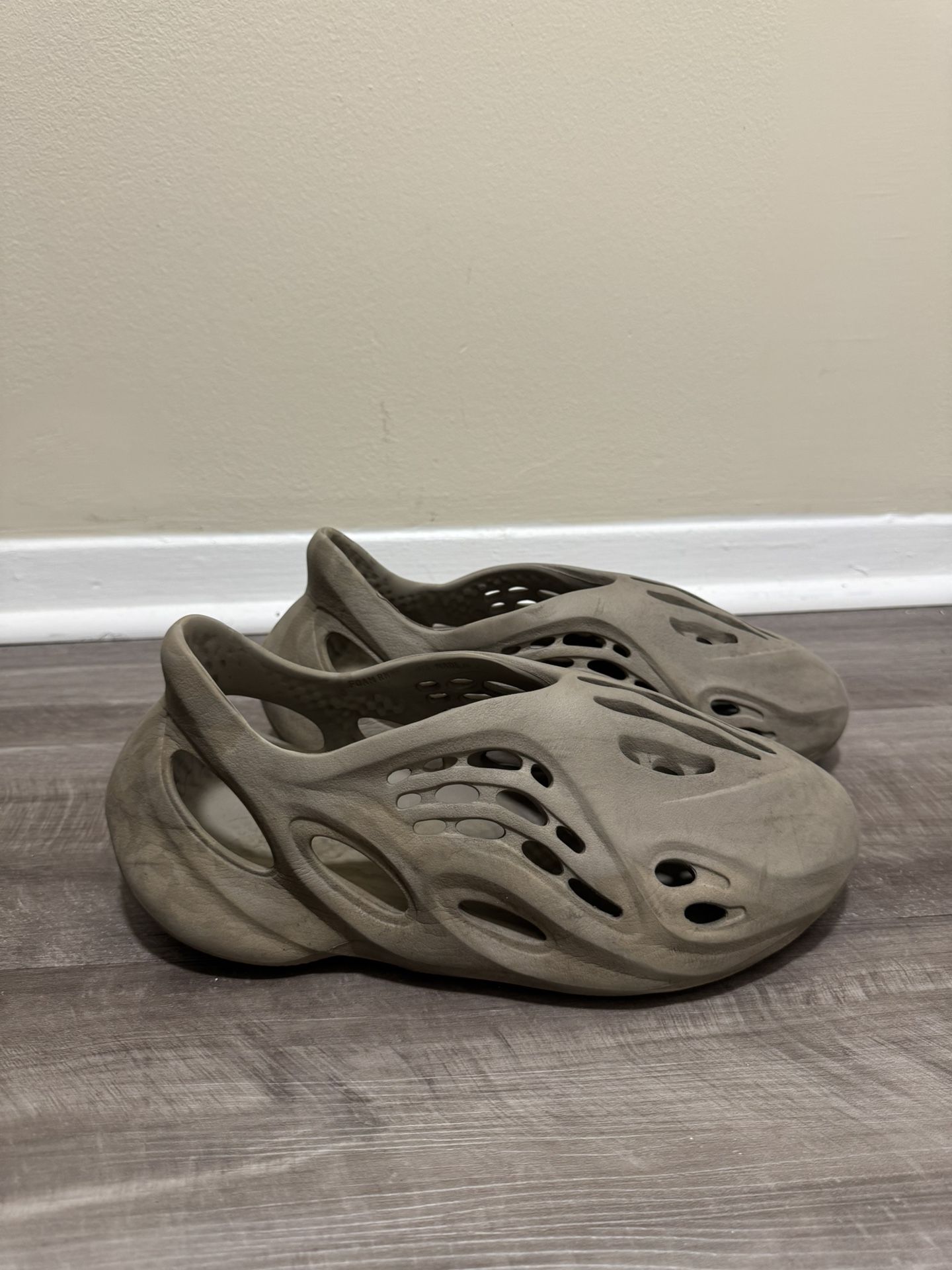 YEEZY FOAM RUNNER "Stone Sage"