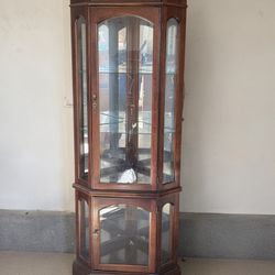 Beautiful China Cabinet 