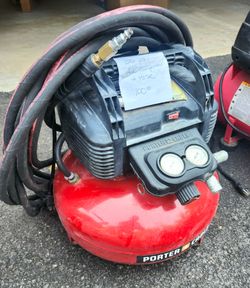 Porter-Cable 6-Gallon Pancake Air Compressor 150 PSI + Hose