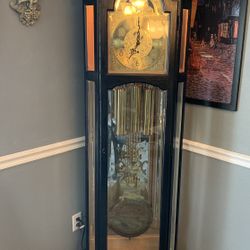 Black Grandfather Clock Made By Ridgeway