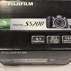 Fujifilm FinePix S Series S5200 5.1MP Digital Camera - Black